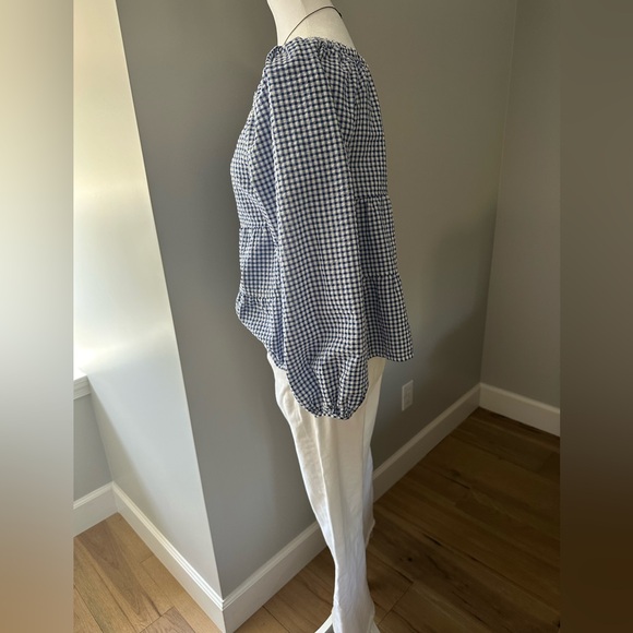 Old Navy Ruffled Top - Picture 2 of 8